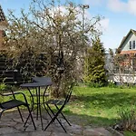 Gorgeous Home In Kobenhavn S With Kitchen